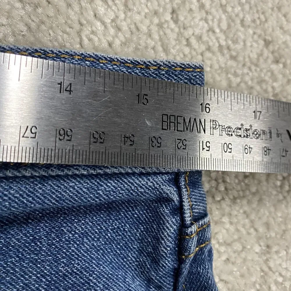 Levis 505 Jeans Mens 31x32 Blue Medium Wash Straight Zip Fly Regular Fit Denim